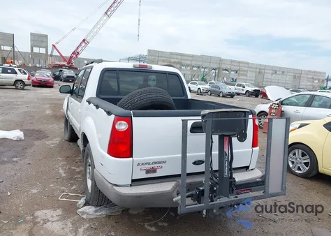 2001 Ford Explorer Sport Trac из США, поврежденный, VIN 1FMZU67E11UC08670